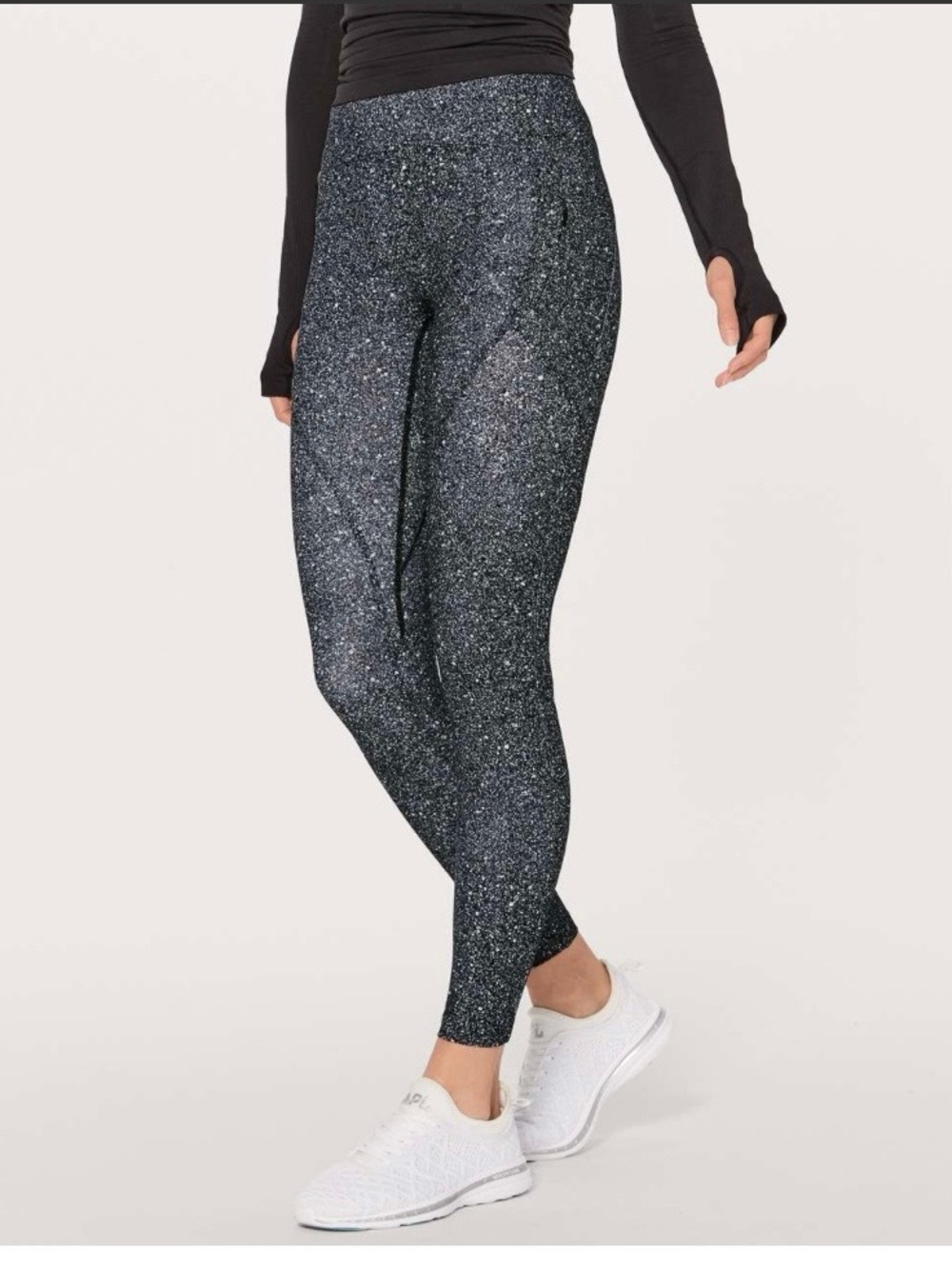 Lululemon Lead The Pack Tight 28"
Luminesce Splatter White Black, Sz 6 - Picture 6 of 8